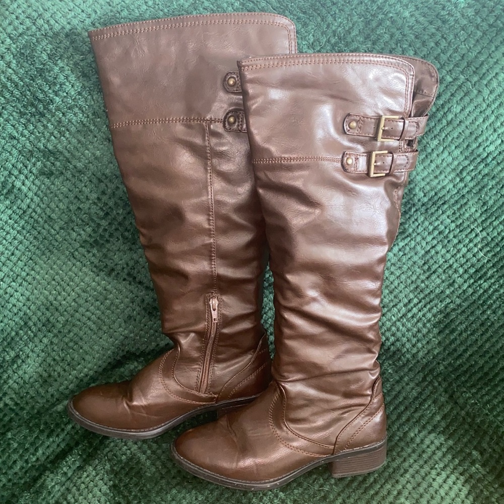 Wms Boots - image 1
